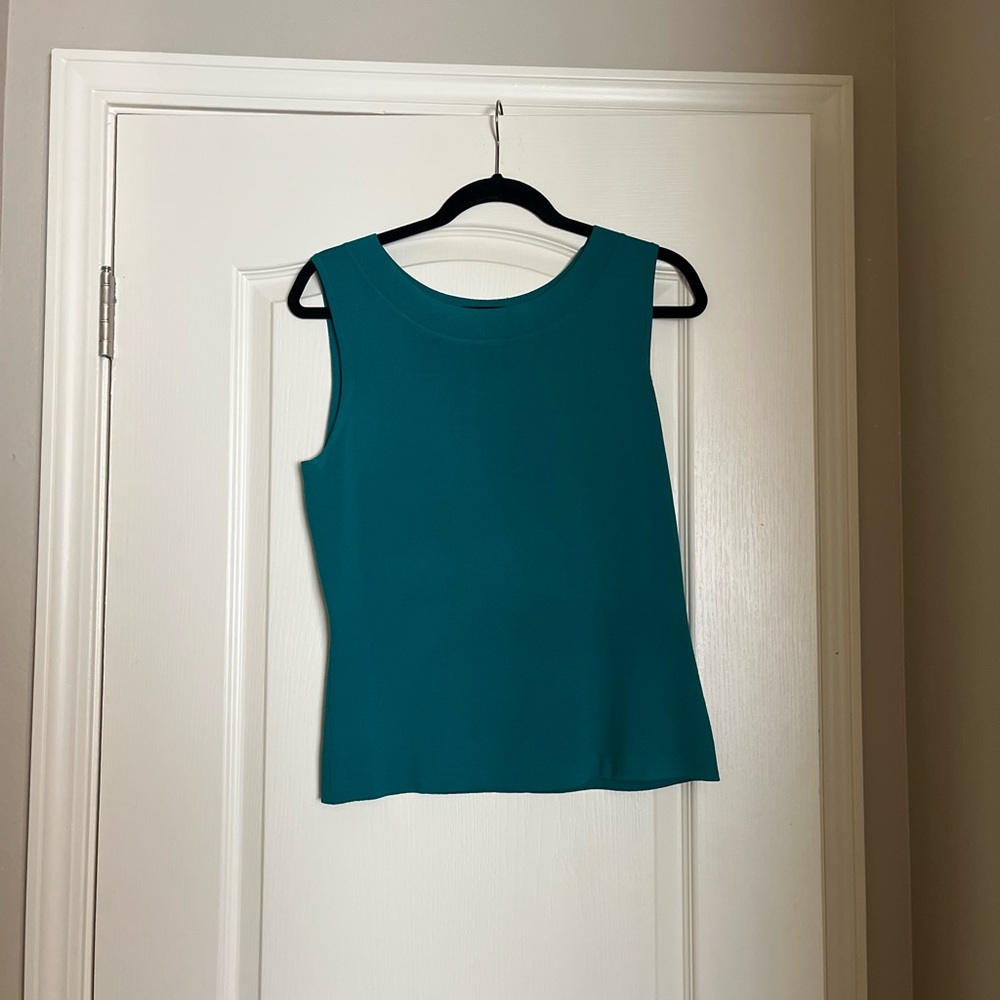 Dressbarn Blue Fitted Tank Top